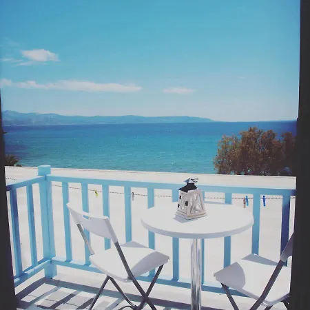 Fisilanis Beachfront Hotel 2*