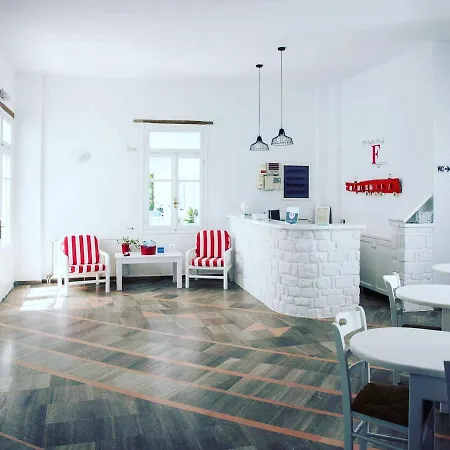 Fisilanis Beachfront 2* Logaras