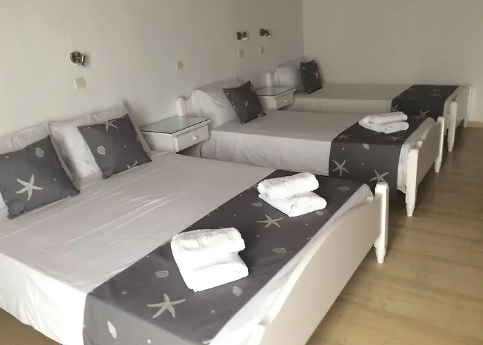 Fisilanis Beachfront Logaras