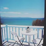 Fisilanis Beachfront Отель 2*