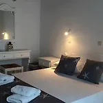 Fisilanis Beachfront Отель