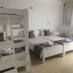 Fisilanis Beachfront Отель Логарас