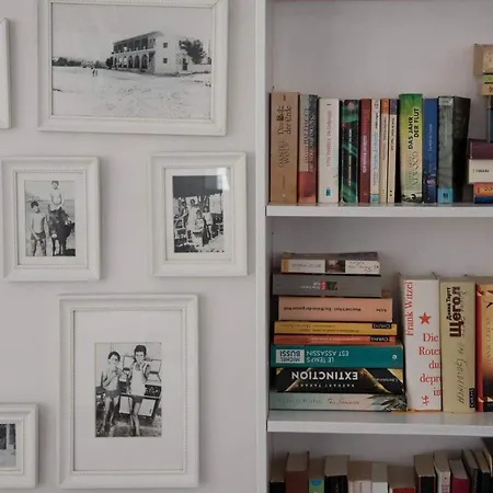 Szálloda Fisilanis Beachfront Logarász