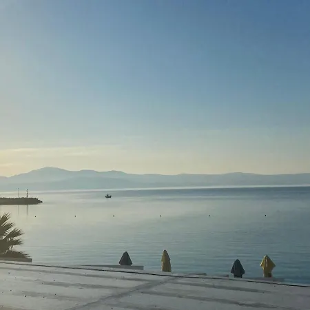 Fisilanis Beachfront