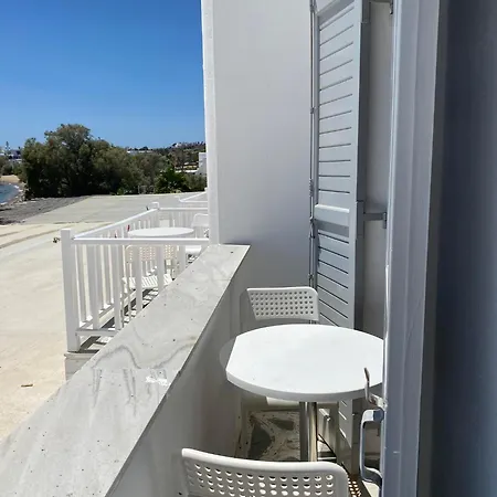 Fisilanis Beachfront מלון לוגאראס