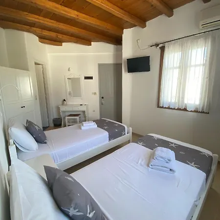 Fisilanis Beachfront 2*