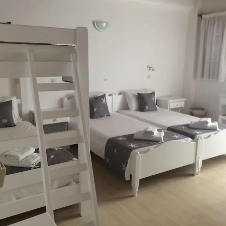 Fisilanis Beachfront Hotel Logaras