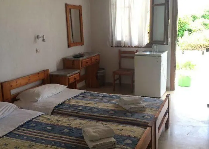 Fisilanis Beachfront מלון לוגאראס