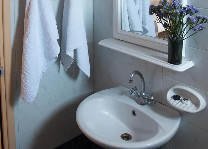 Fisilanis Beachfront 2*